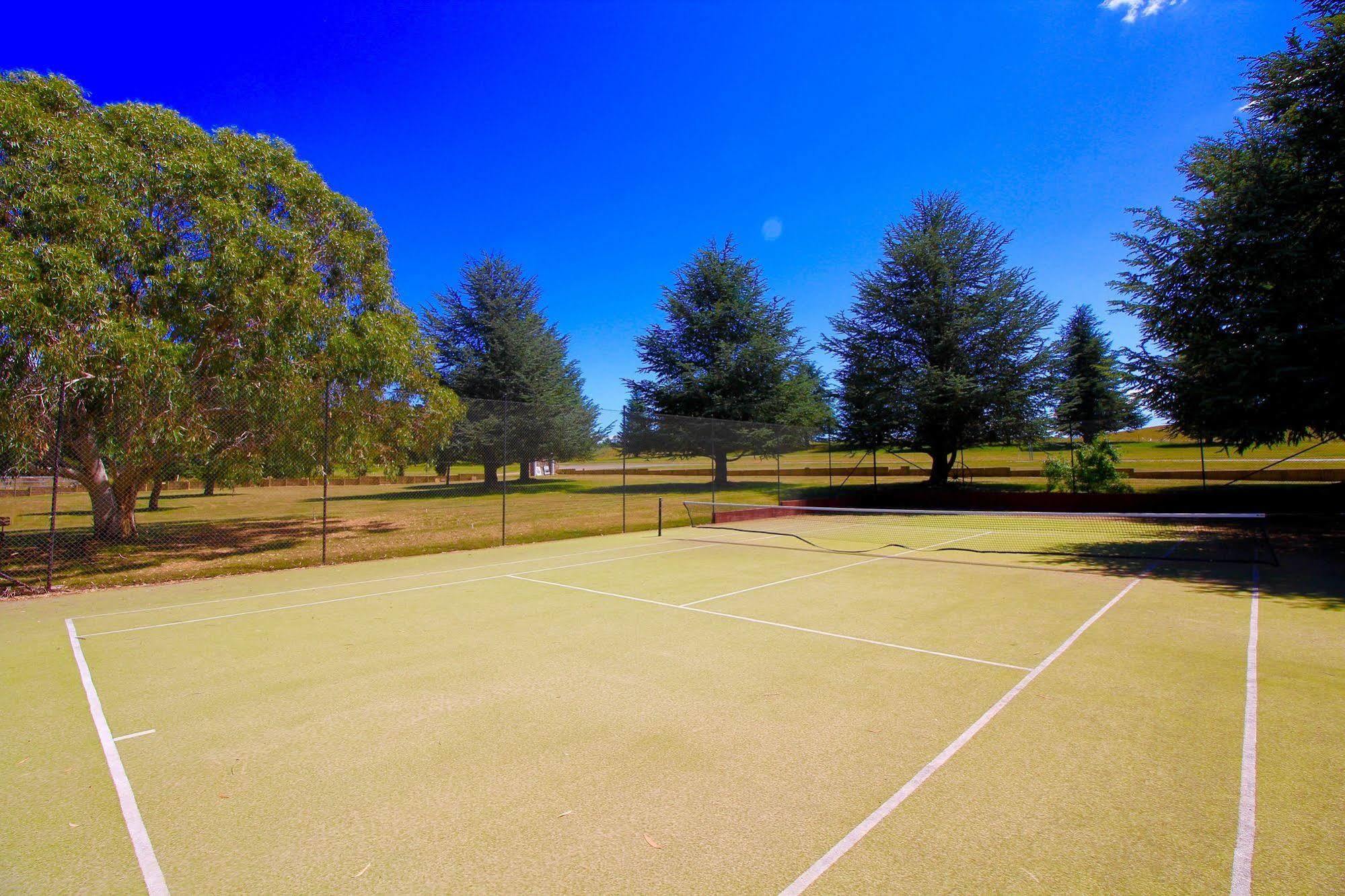 Snowy Mountains Resort And Function Centre Motel 3*