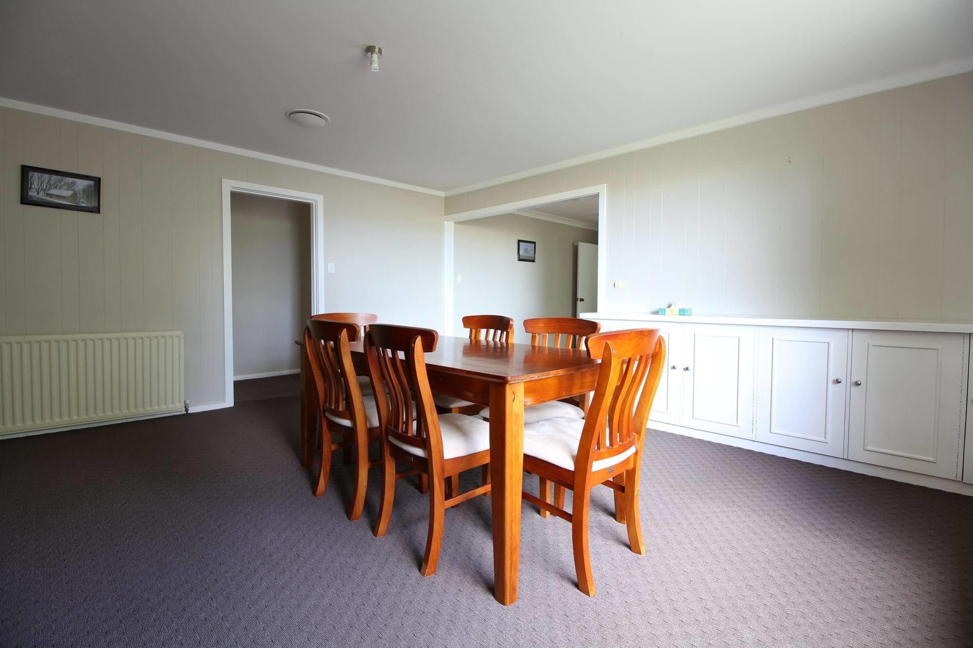 Snowy Mountains Resort And Function Centre 3*
